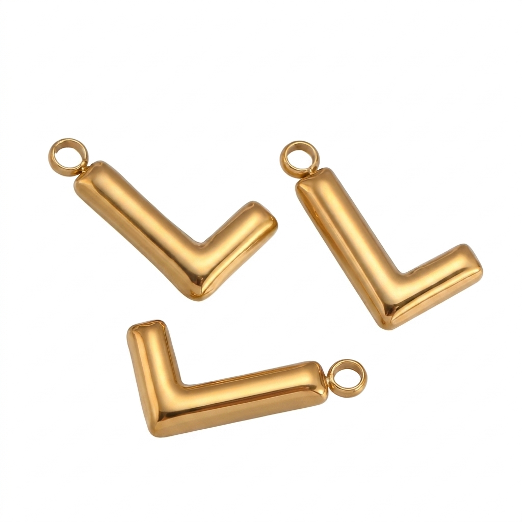 CHARM.77 Charm de letra L