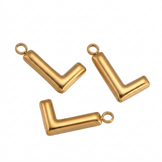 CHARM.77 Charm de letra L