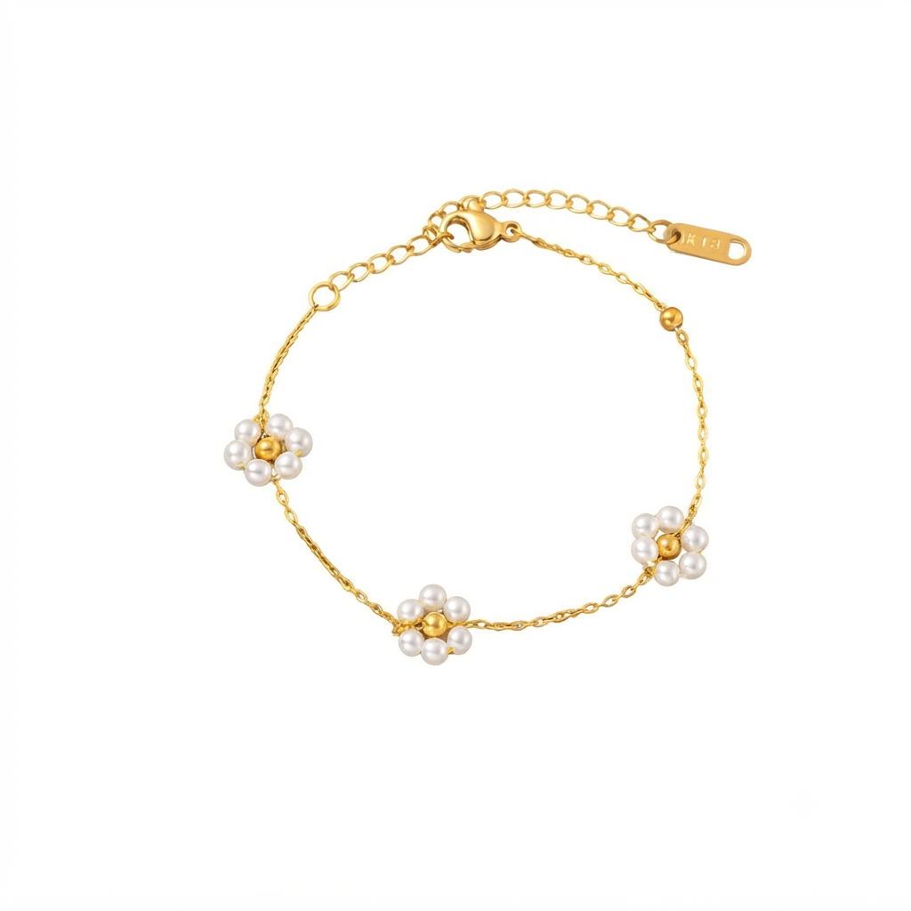 Baño de oro 18K.71 Pulsera de florecitas con perlitas blancas