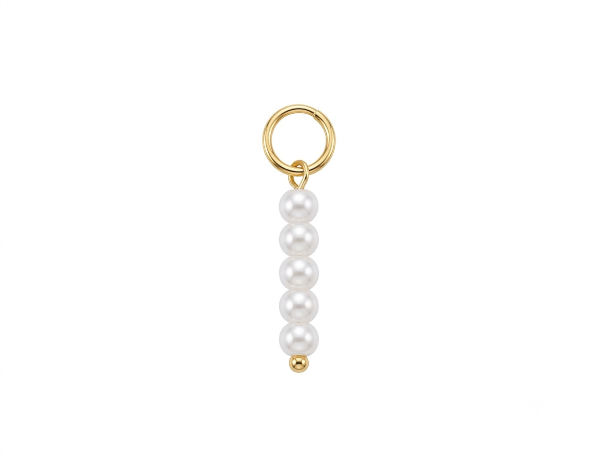 CHARM.14 Charm de perlas blancas