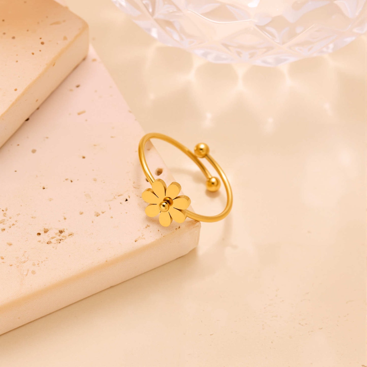 Baño de oro 18k.252 Anillo de margarita