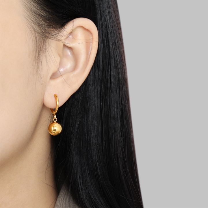 Baño de oro 18k.274 Aretes de bolita dorada